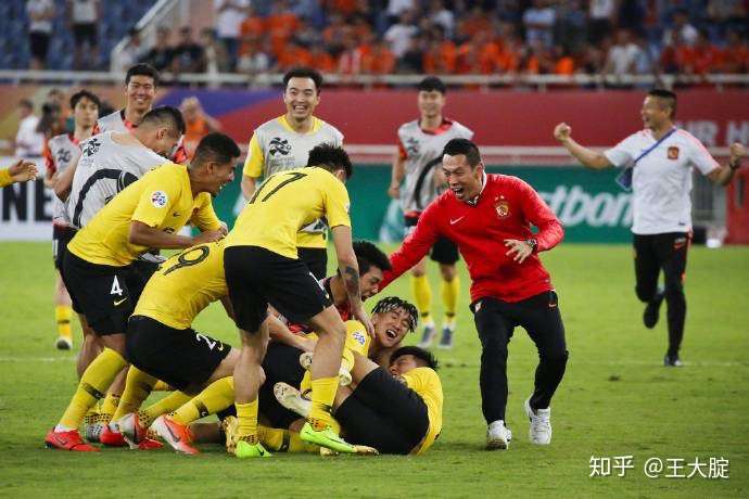 恒大战亚冠依赖点球计算,略显纠结(看了一场恒大亚冠的比赛, 弹幕真是刷新我的三观) 恒大战亚冠依赖点球计算,略显纠结(看了一场恒大亚冠的比赛, 弹幕真是刷新我的三观)